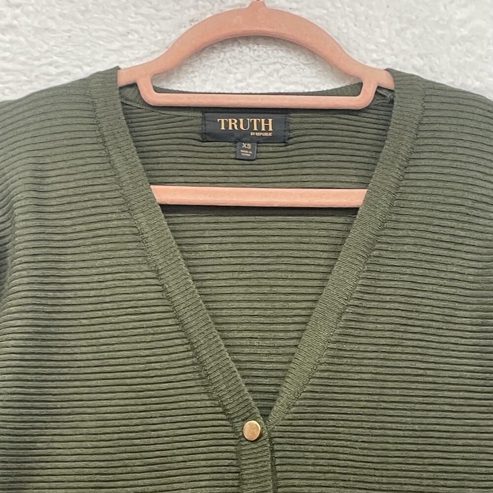 Truth By Republic Sweater Womens XS Green Ribbed Button Front Knit Cardigan - Picture 4 of 11